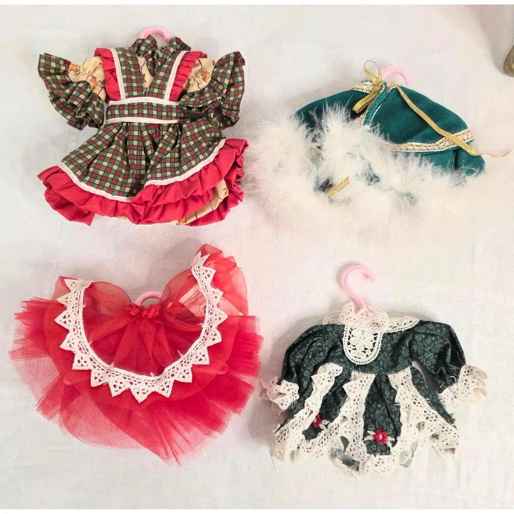 Carole the Childhood Memories Porcelain Doll Wardrobe Trunk Set Accessories